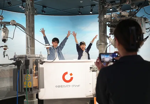 高所作業車（疑似乗車体験）　イメージ画像