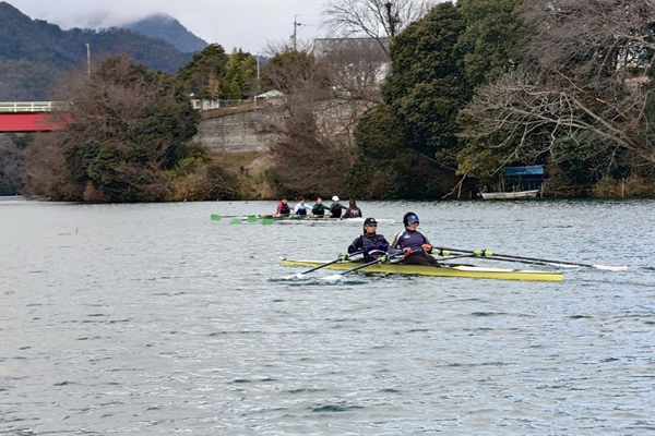 水上トレーニングの様子