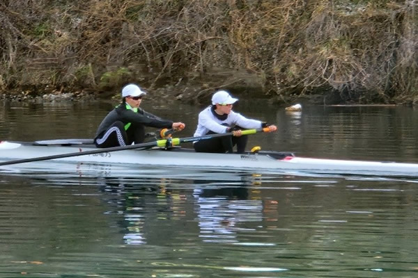 (W2-　日比野選手　谷口選手)